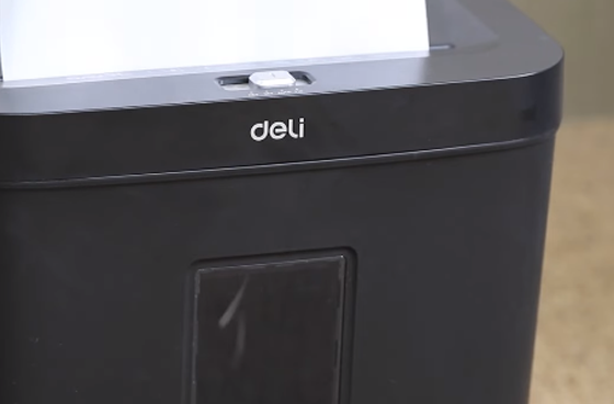 01 Deli ET021 kağıt parçalayıcı
