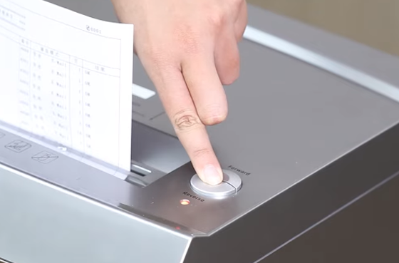 01 Deli ET096 kağıt parçalayıcı