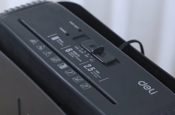 01 Deli ET102SC şerit kesim kağıt parçalayıcı