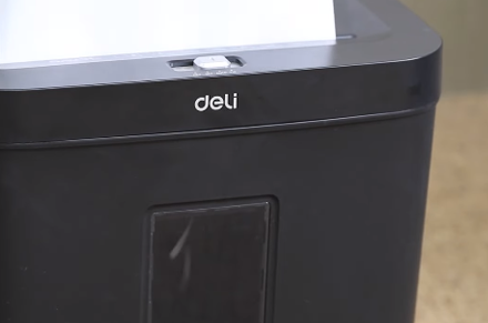 Deli ET021 kağıt parçalayıcı