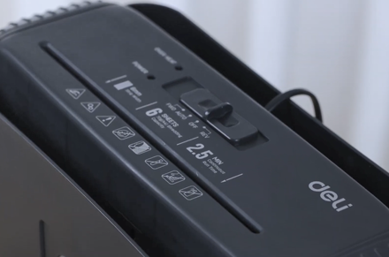 Deli ET102SC şerit kesim kağıt parçalayıcı