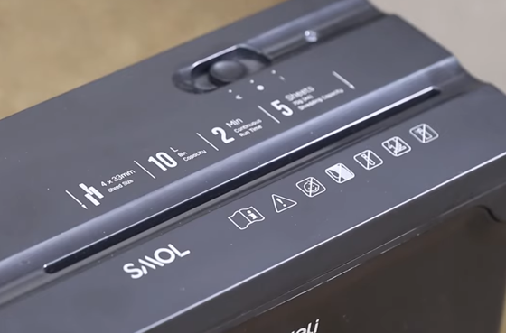 01 Deli ET014 kağıt parçalayıcı