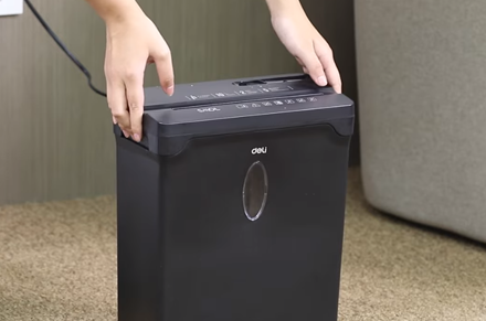 Deli ET014 kağıt parçalayıcı